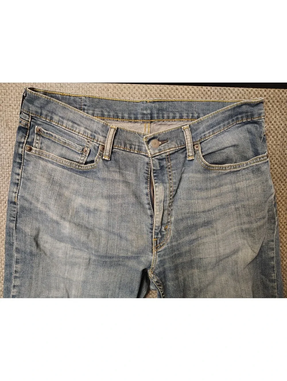 Levis 514 Mens Straight Fit Jeans Medium Wash Blue Denim W36 L32 00514-0700